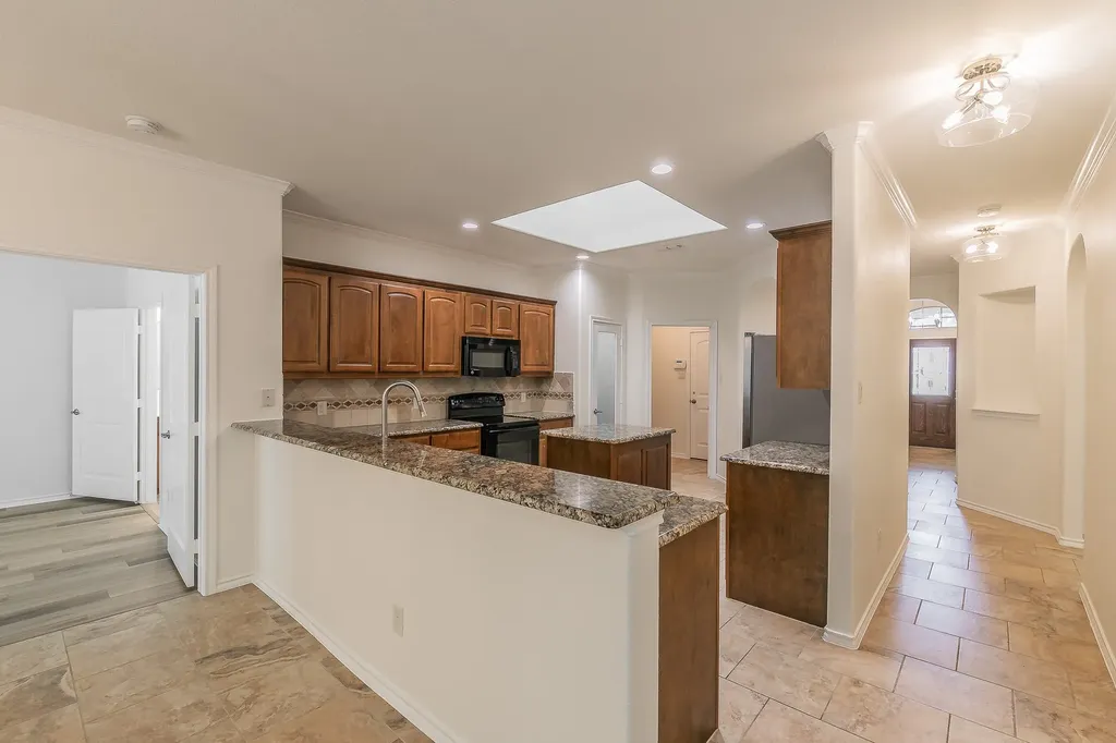5115 Prestwick Drive Arlington TX 76001
