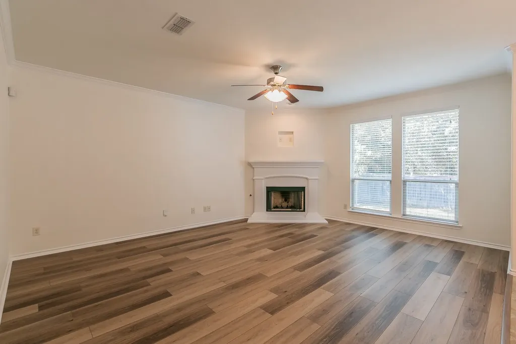 5115 Prestwick Drive Arlington TX 76001