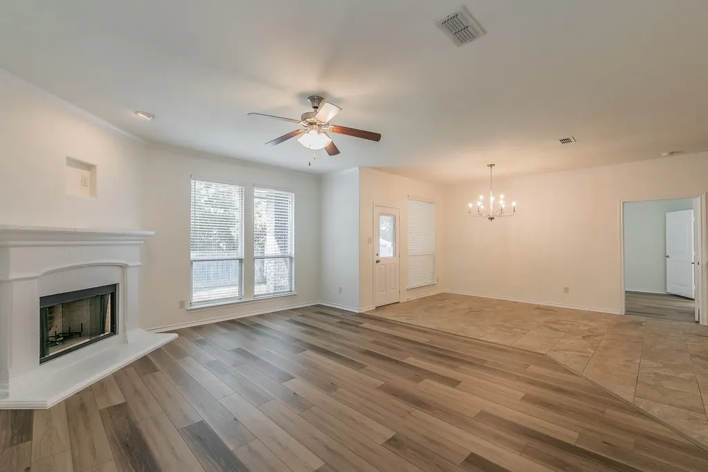 5115 Prestwick Drive Arlington TX 76001