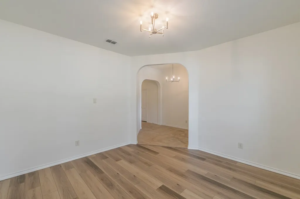 5115 Prestwick Drive Arlington TX 76001