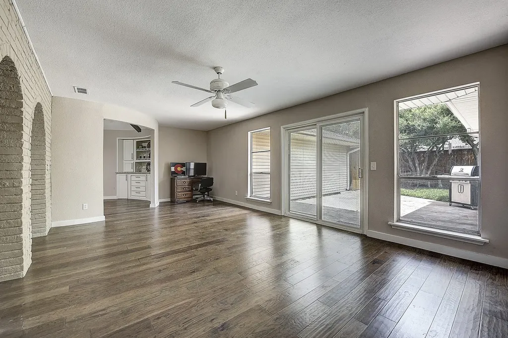 2225 Stone Creek Drive Plano TX 75075