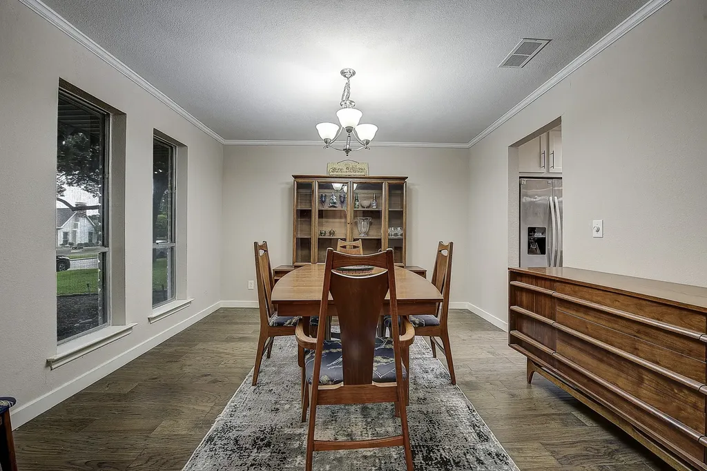 2225 Stone Creek Drive Plano TX 75075