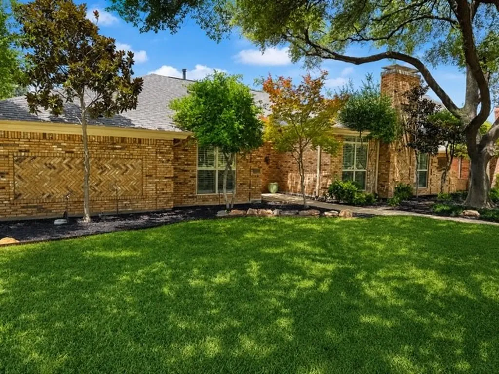 4215 Bretton Bay Lane Dallas TX 75287
