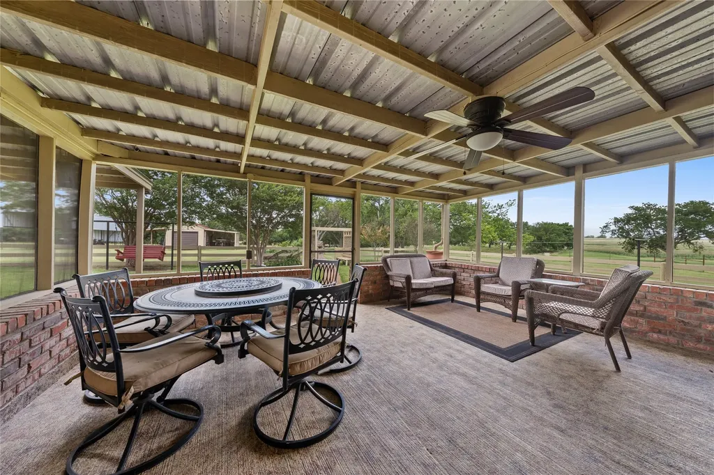 443 Rost Road Mcgregor TX 76657
