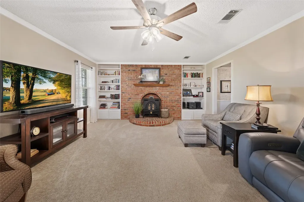443 Rost Road Mcgregor TX 76657