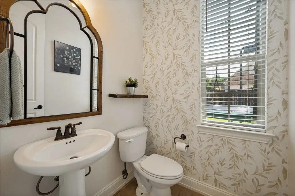 500 Castlewood Drive Mckinney TX 75071