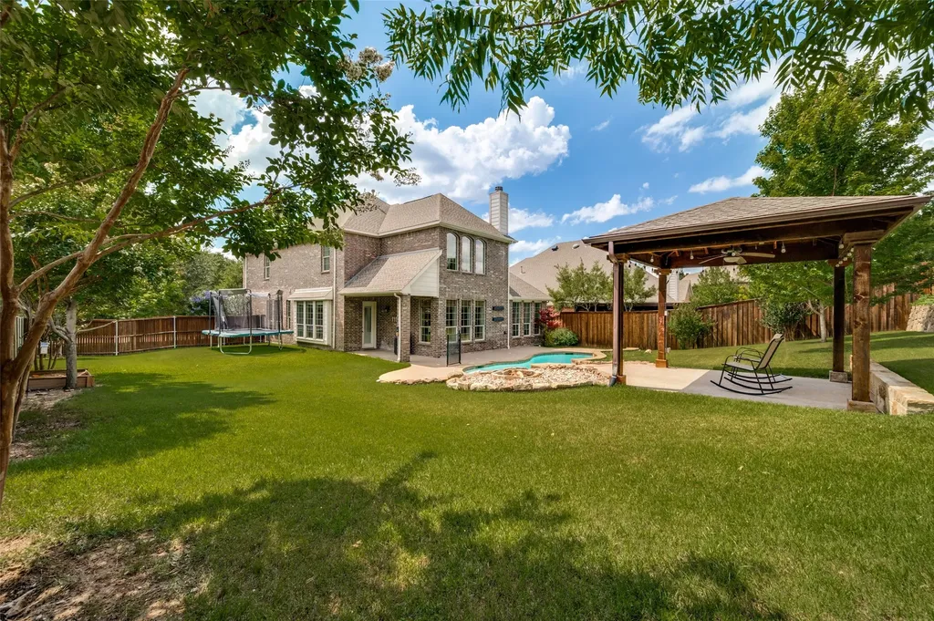 500 Castlewood Drive Mckinney TX 75071