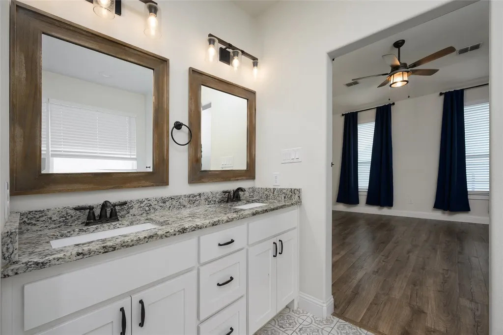 300 Bronco Drive Pilot Point TX 76258