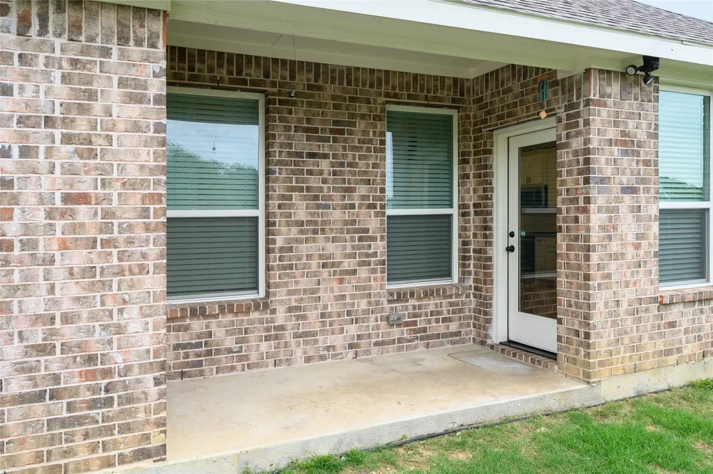 300 Bronco Drive Pilot Point TX 76258