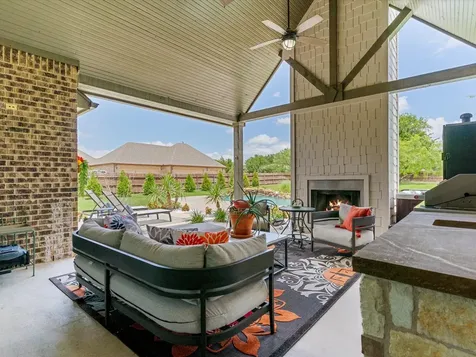 111 Old Base Road Aurora TX 76078