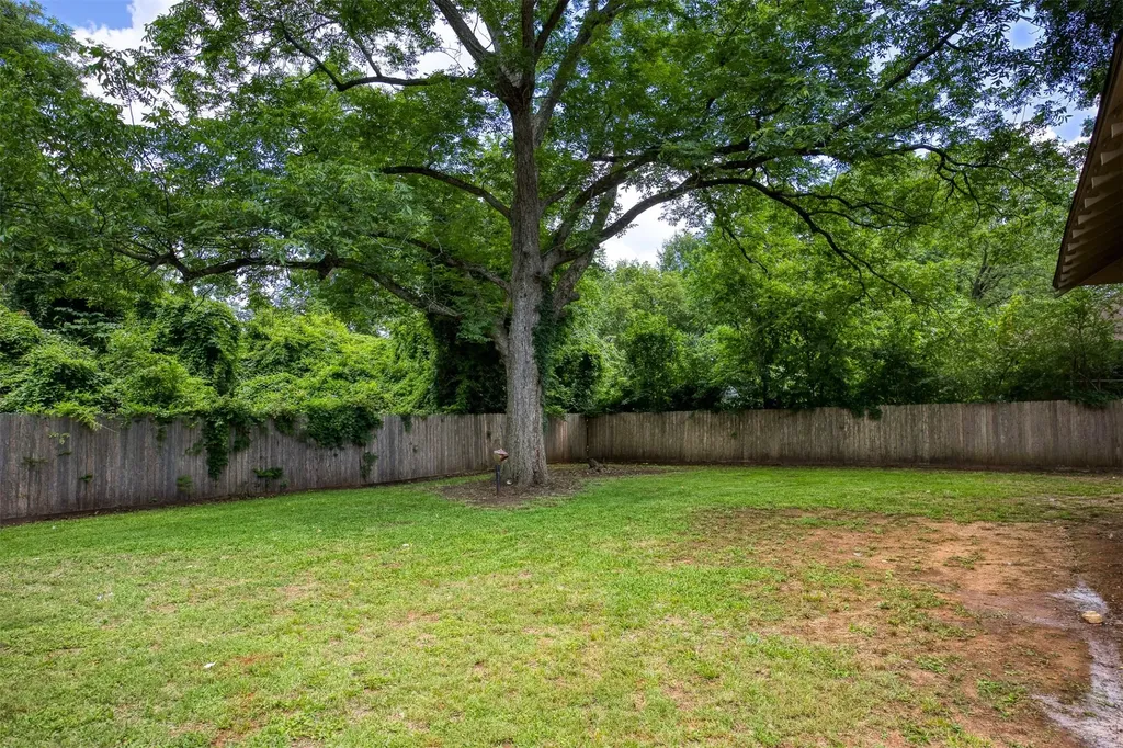 1008 N Link Street Palestine TX 75801