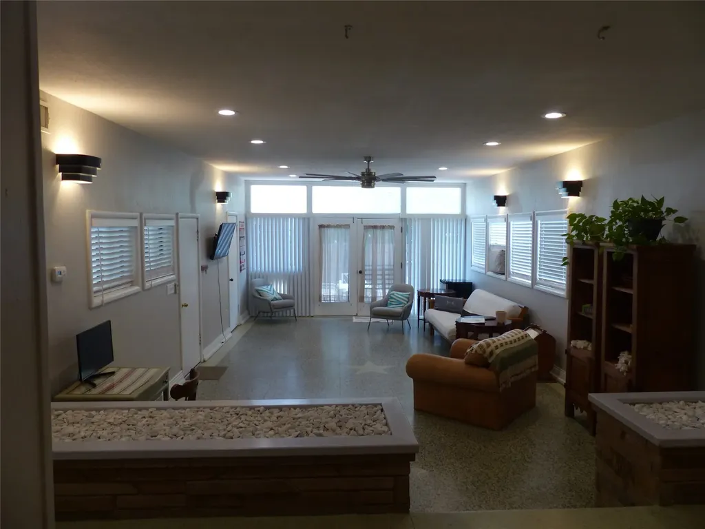 1801 Pine Brady TX 76825