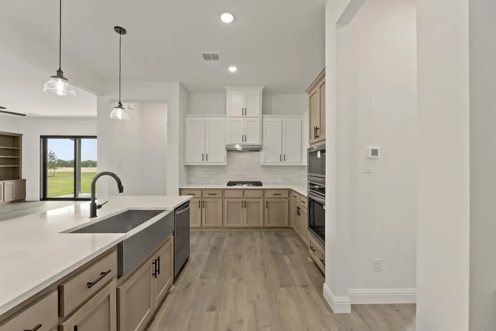 124 Evanston Court Rhome TX 76078