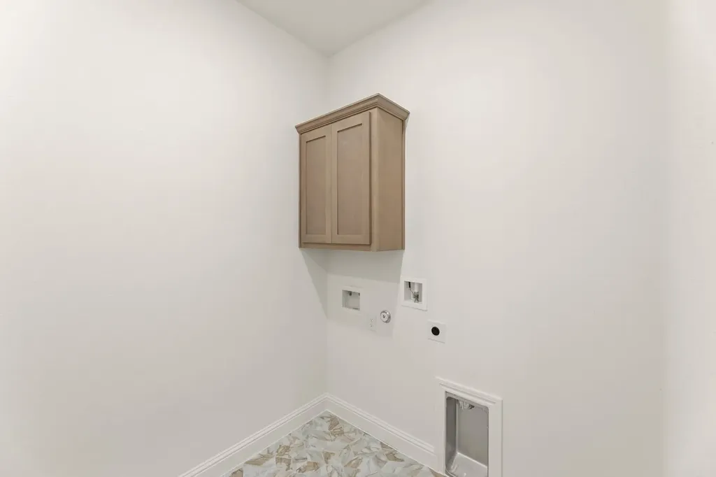 124 Evanston Court Rhome TX 76078