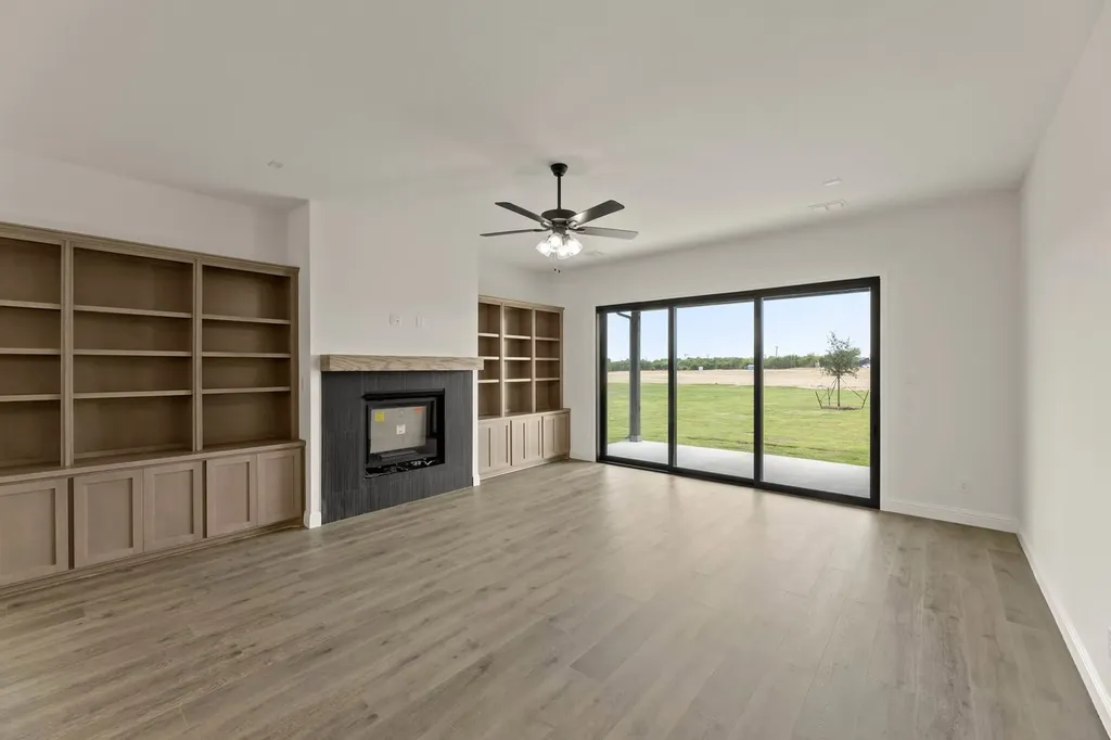 124 Evanston Court Rhome TX 76078