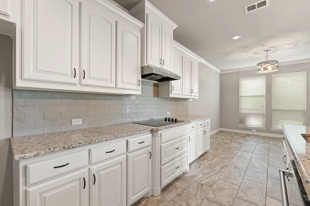 108 Odonna Drive Waxahachie TX 75165