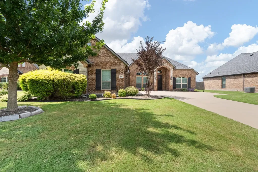 108 Odonna Drive Waxahachie TX 75165