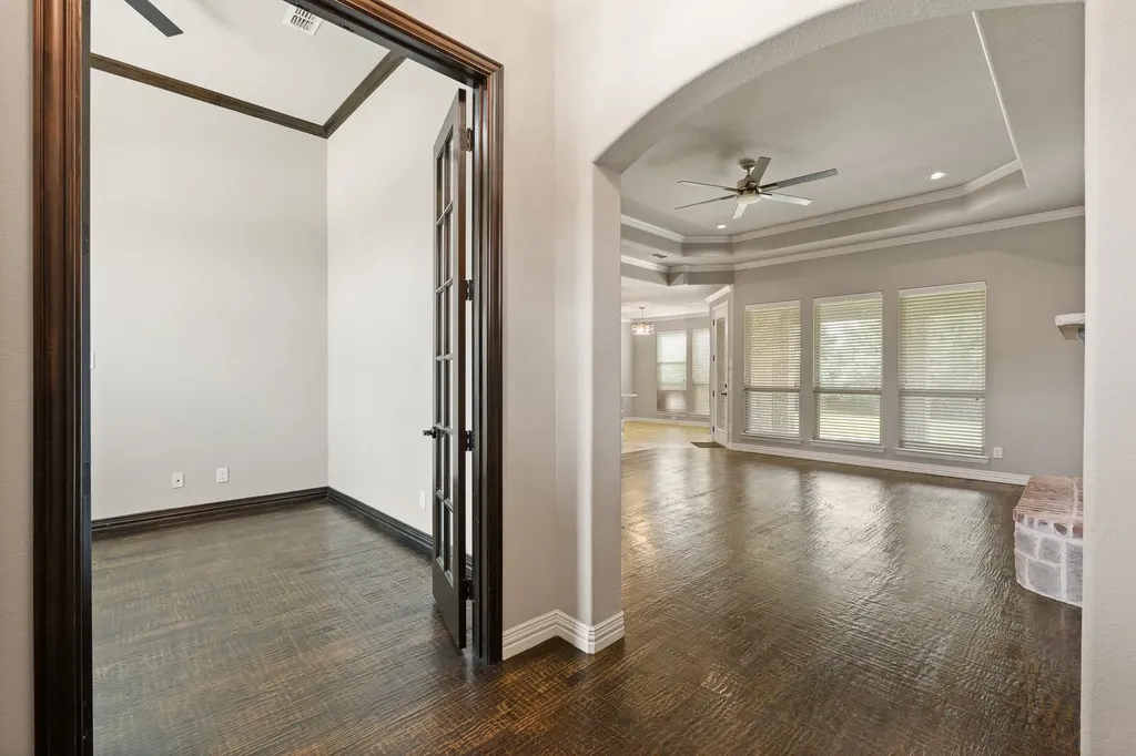 108 Odonna Drive Waxahachie TX 75165