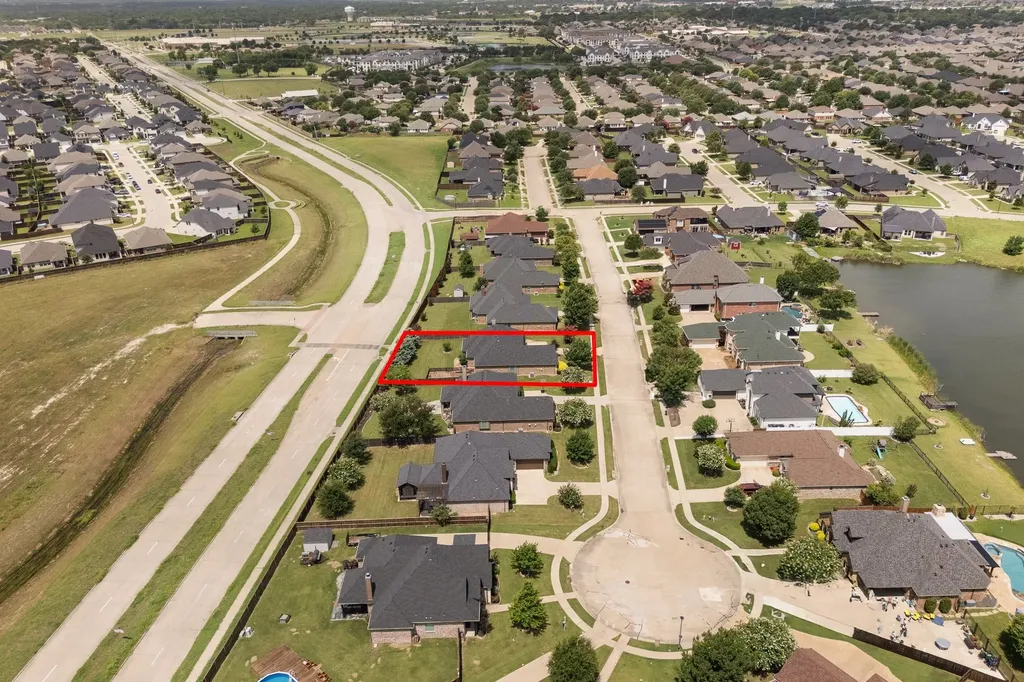 108 Odonna Drive Waxahachie TX 75165