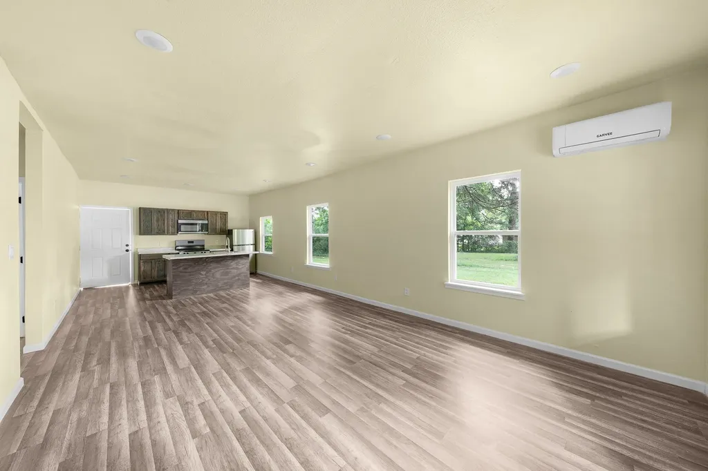 2013 West 10th Street Texarkana TX 75501