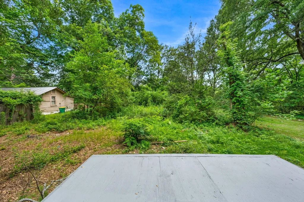 2013 West 10th Street Texarkana TX 75501