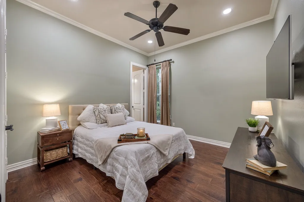 1915 Stonegate Valley Drive Tyler TX 75703