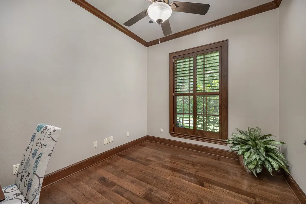 1915 Stonegate Valley Drive Tyler TX 75703