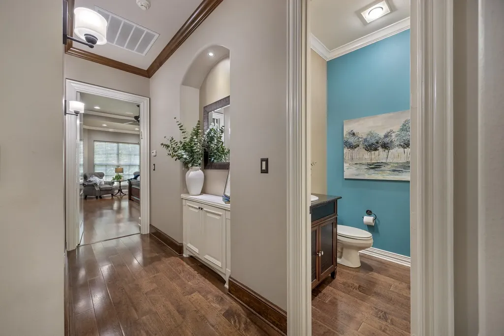 1915 Stonegate Valley Drive Tyler TX 75703