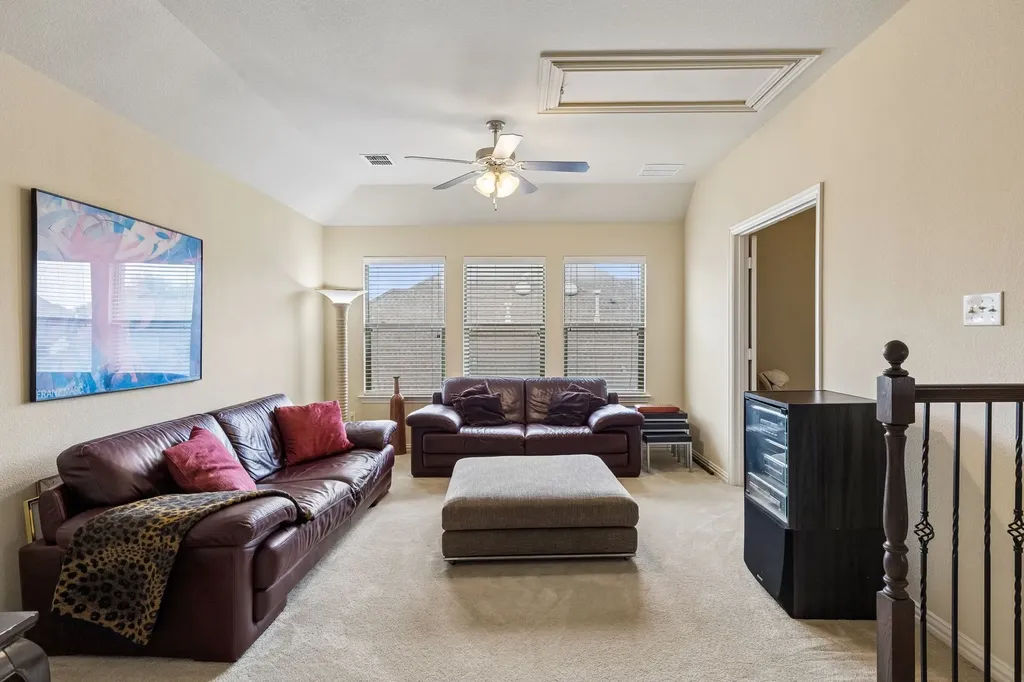 302 Phillips Court Fate TX 75087