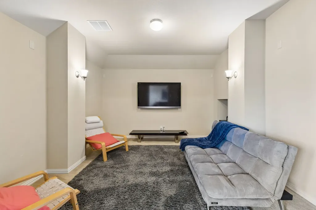 302 Phillips Court Fate TX 75087