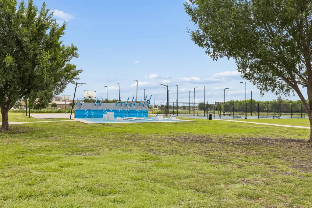 302 Phillips Court Fate TX 75087
