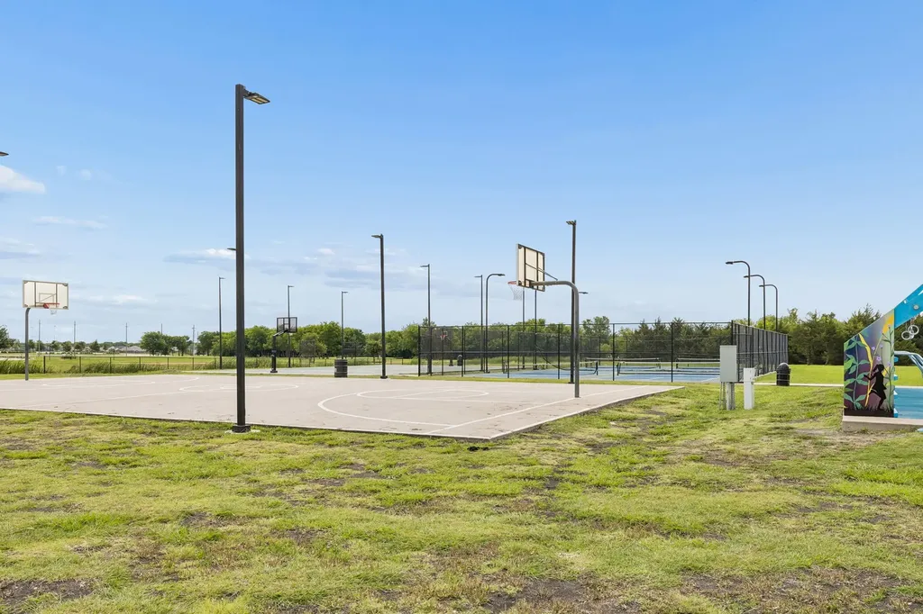 302 Phillips Court Fate TX 75087