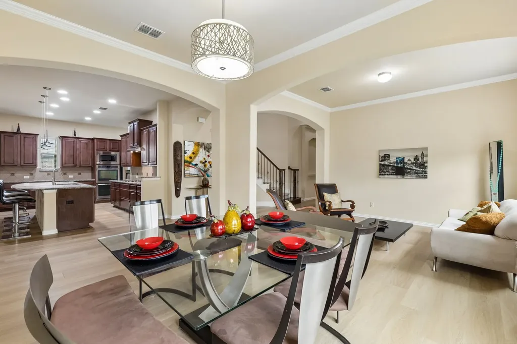 302 Phillips Court Fate TX 75087