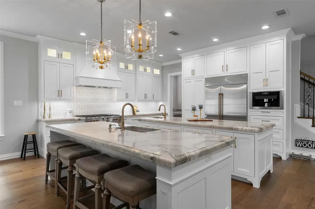 1313 Chatsworth Court E Colleyville TX 76034