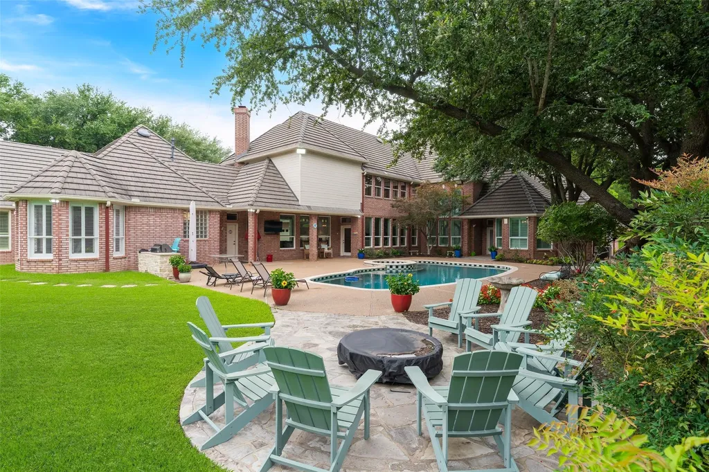 1313 Chatsworth Court E Colleyville TX 76034