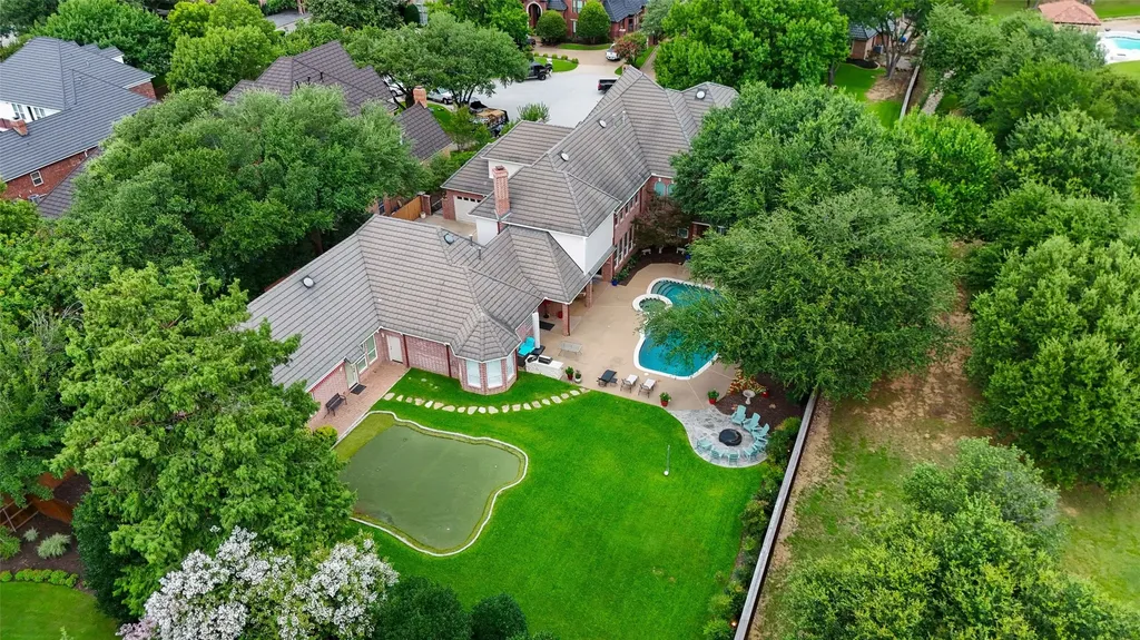 1313 Chatsworth Court E Colleyville TX 76034