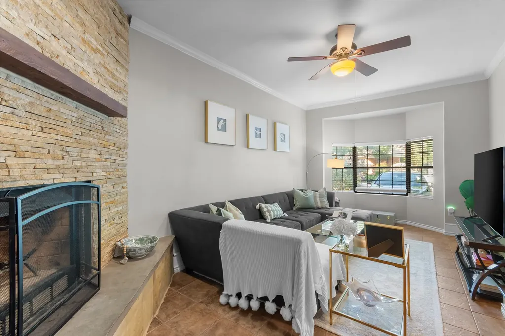 11621 Tuscany Way Dallas TX 75218
