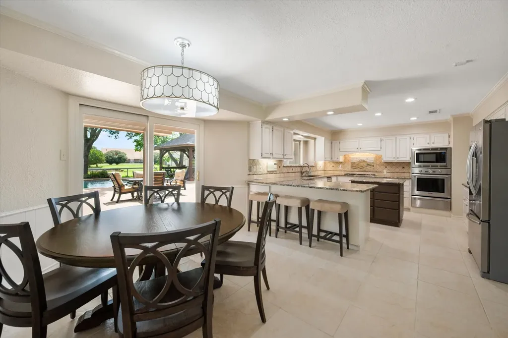 8111 Russell Curry Road Arlington TX 76001