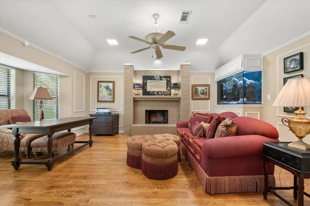8111 Russell Curry Road Arlington TX 76001