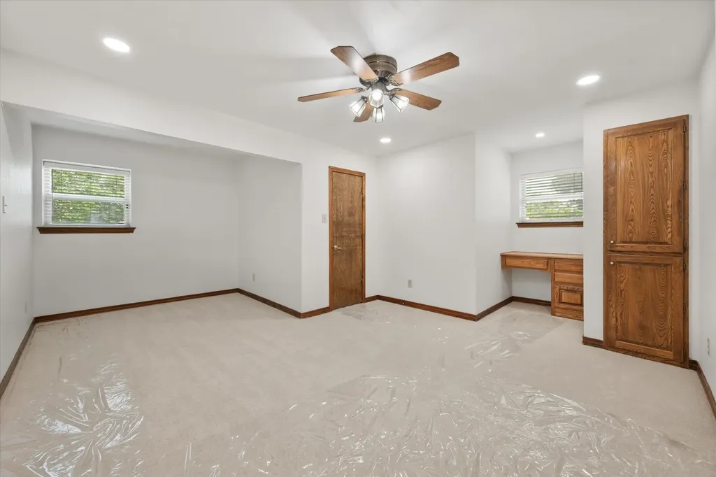 8111 Russell Curry Road Arlington TX 76001