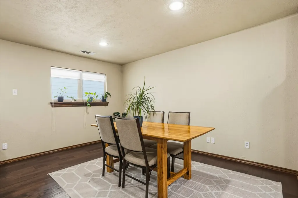 1514 Bay Shore Drive Garland TX 75040