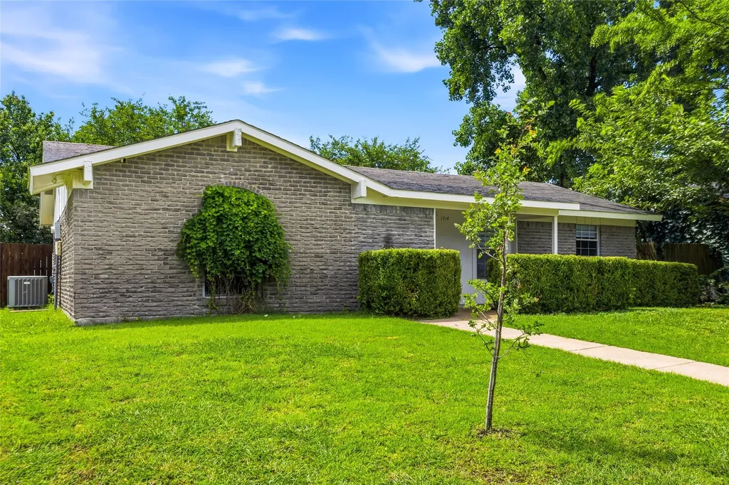1514 Bay Shore Drive Garland TX 75040