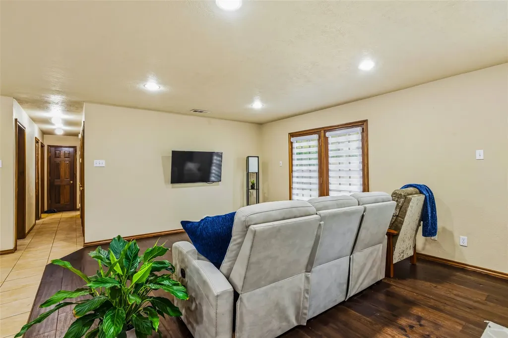 1514 Bay Shore Drive Garland TX 75040