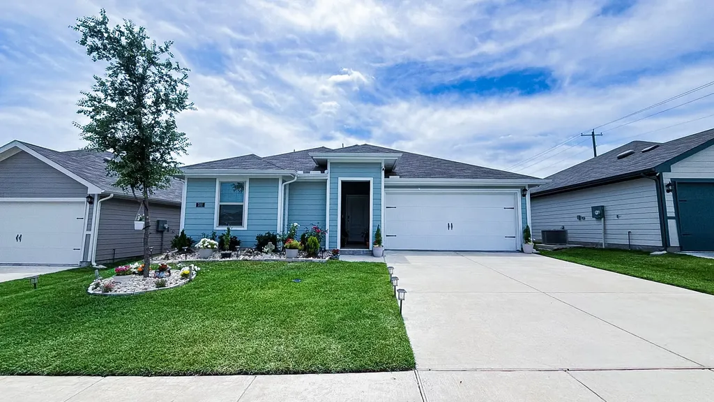 702 Sunlight Loop Princeton TX 75407