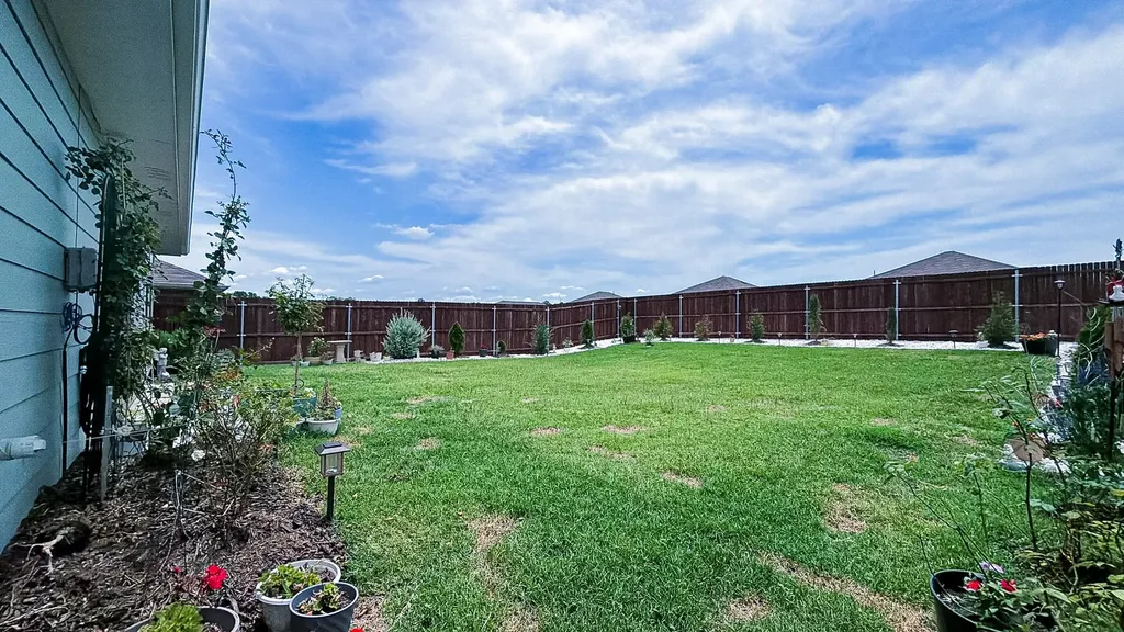 702 Sunlight Loop Princeton TX 75407