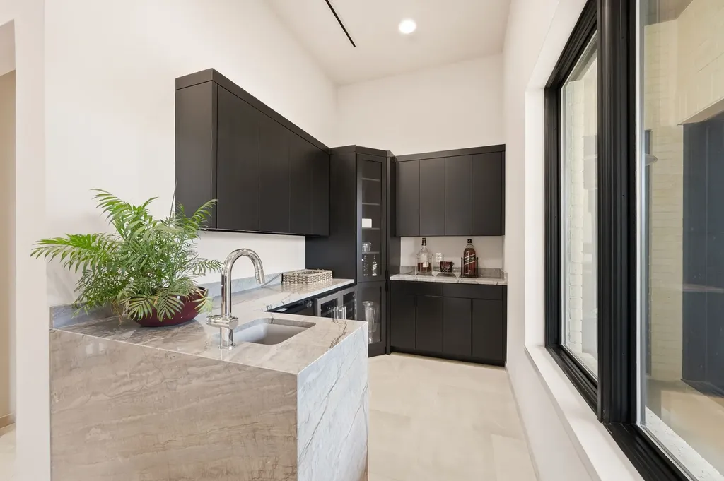 712 Crescent Heights Southlake TX 76092