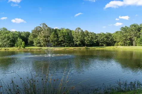 4940 Frontage Road Winfield TX 75493