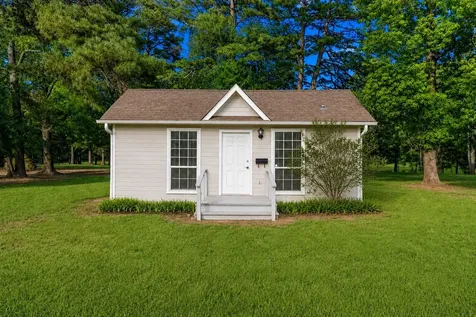 4940 Frontage Road Winfield TX 75493