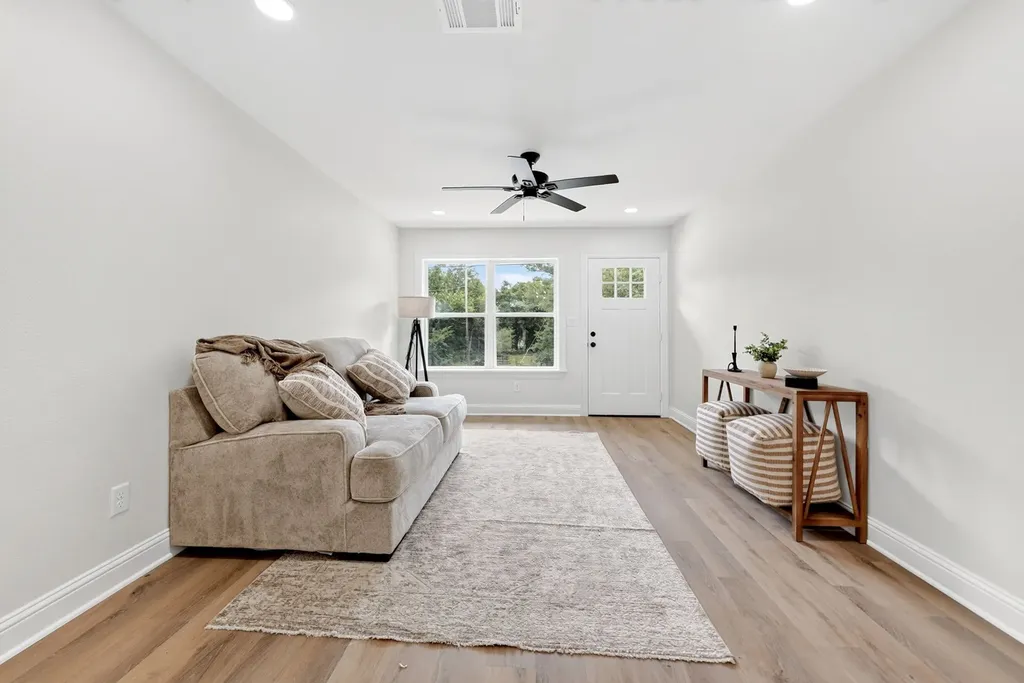 608 Bunny Rabbit Road Athens TX 75751