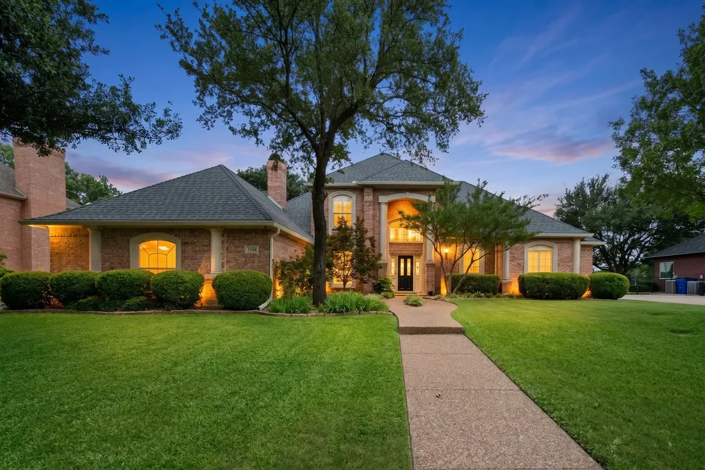 1398 Fairhaven Drive Mansfield TX 76063